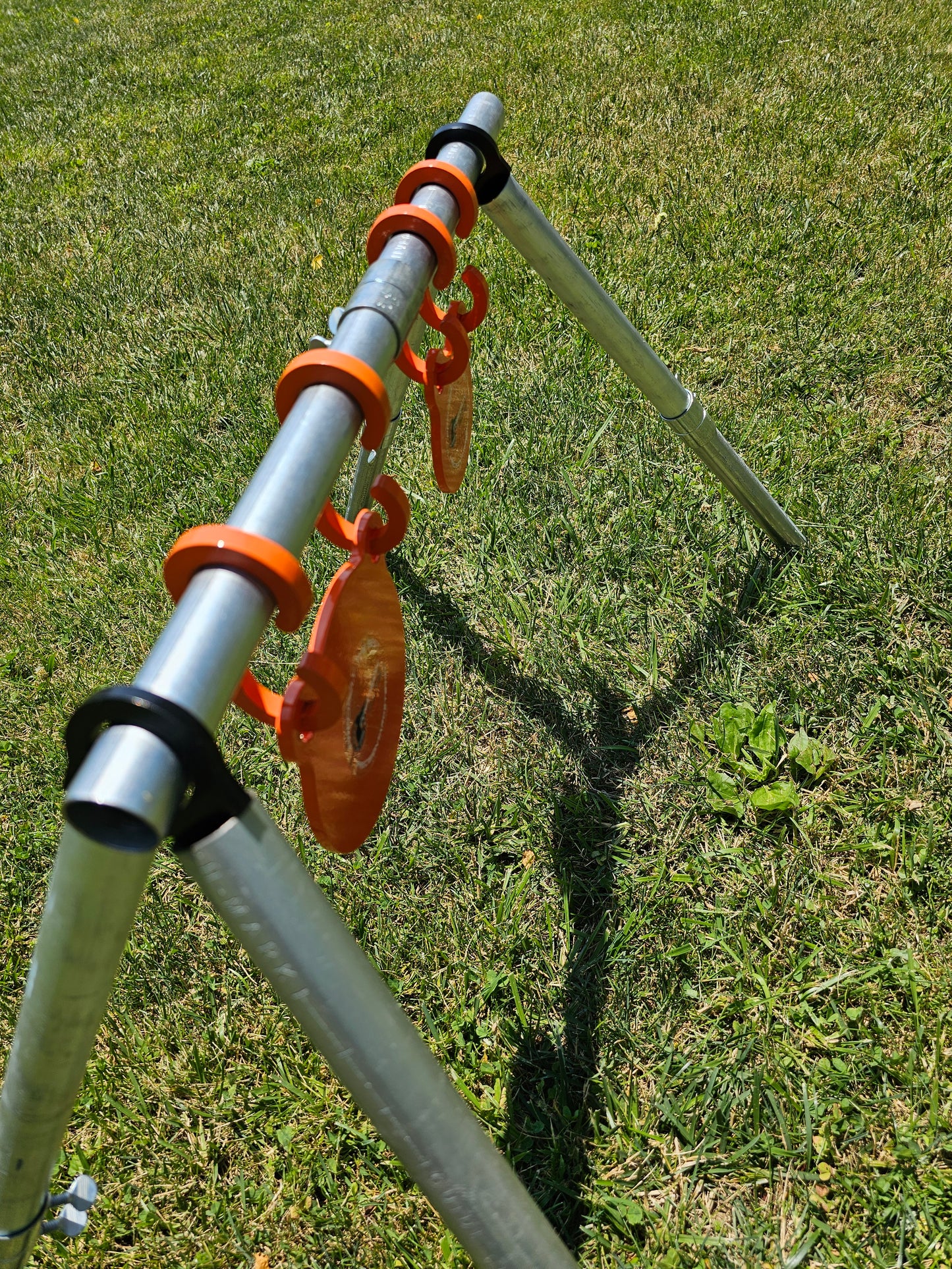 Conduit leg and cross bar brackets - 2 pcs